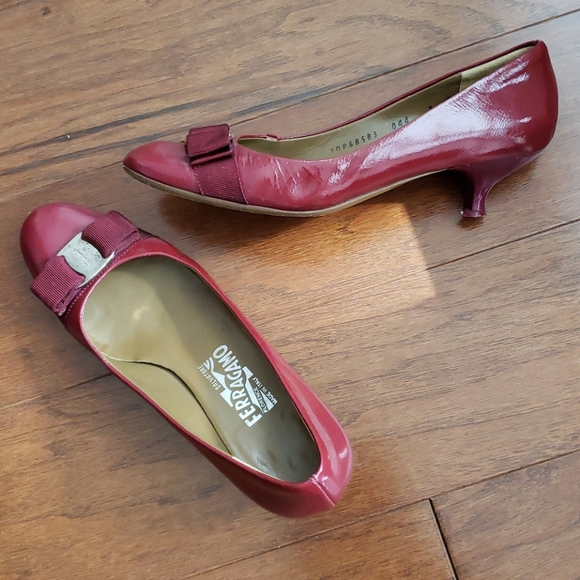 Ferragamo Kitten Heels - Picture 4 of 10